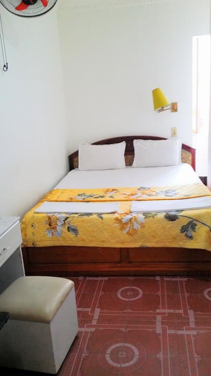 Vinh Hostel Ho Chi Minh City Exterior photo