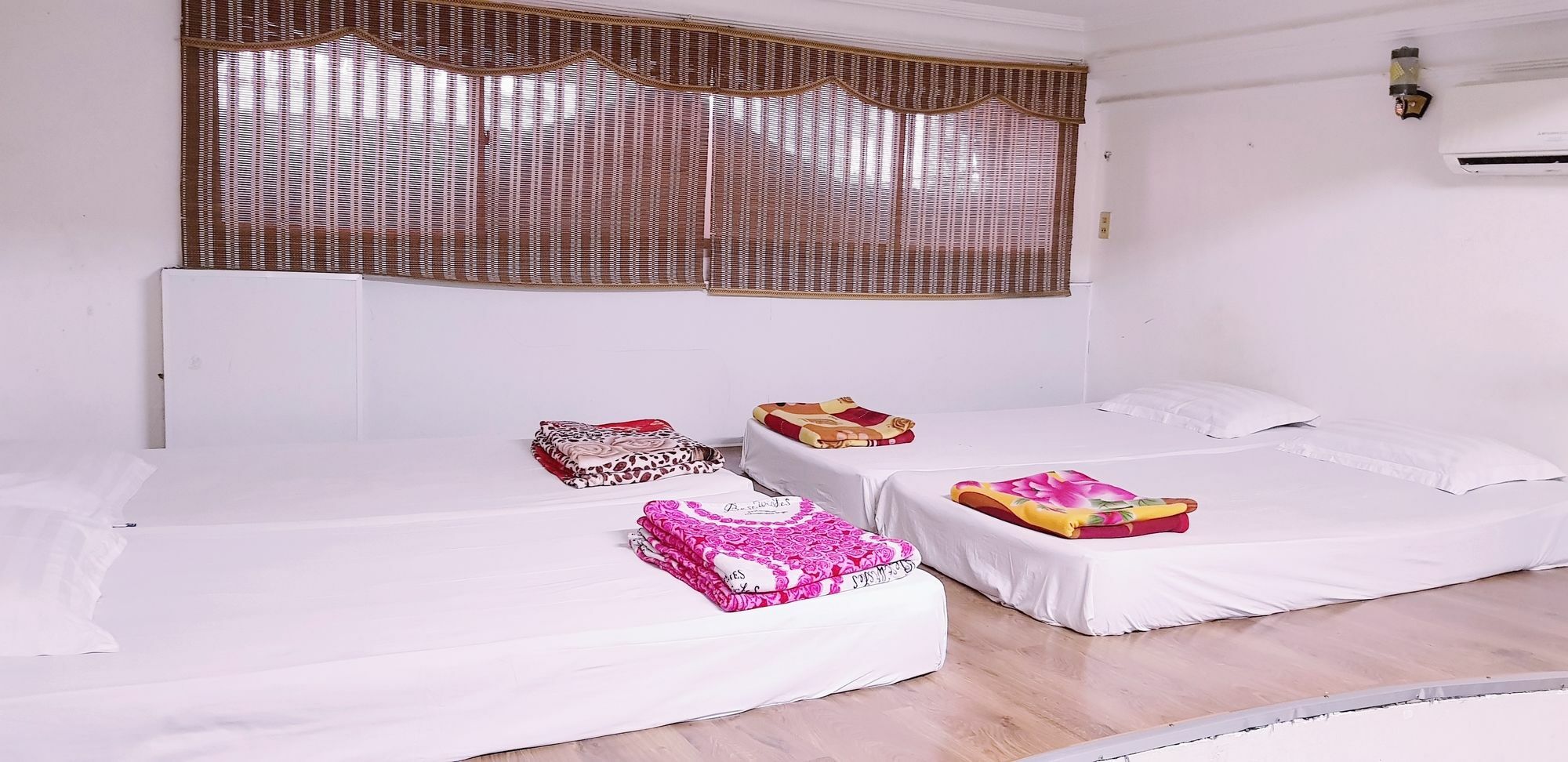 Vinh Hostel Ho Chi Minh City Exterior photo